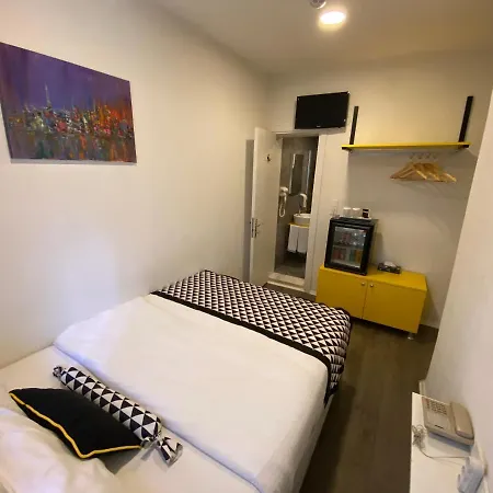 Hotel Piano Smirne