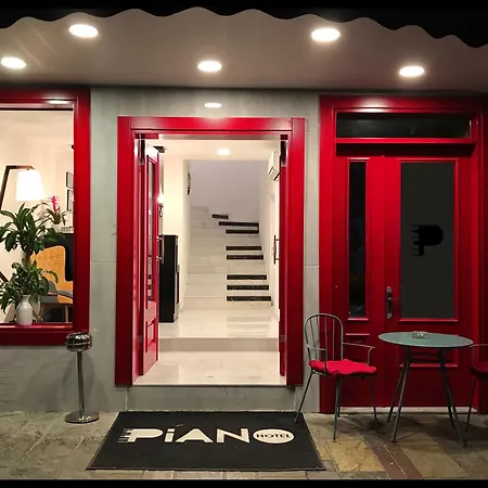 Piano 3*