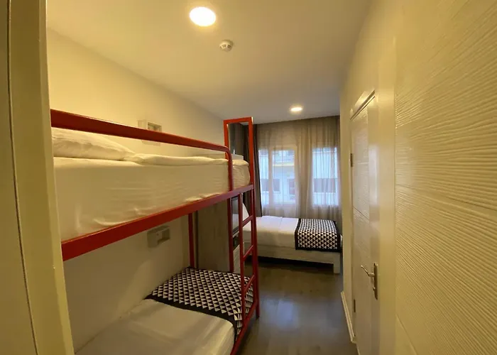 Piano Hotel